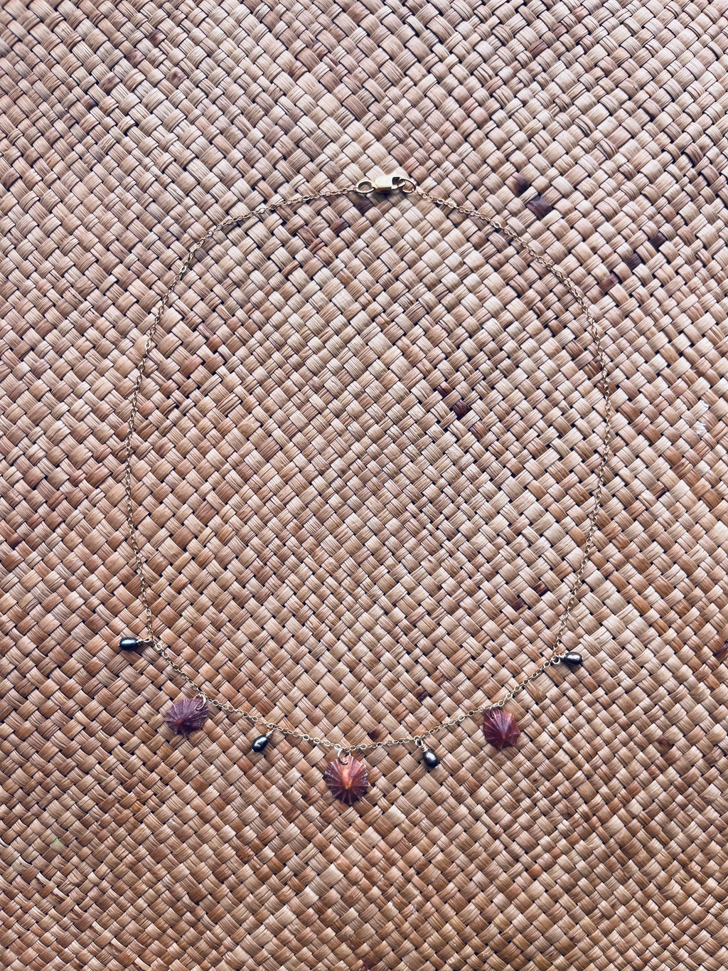 'Opihi 'Awa + Freshwater Pearl Necklace