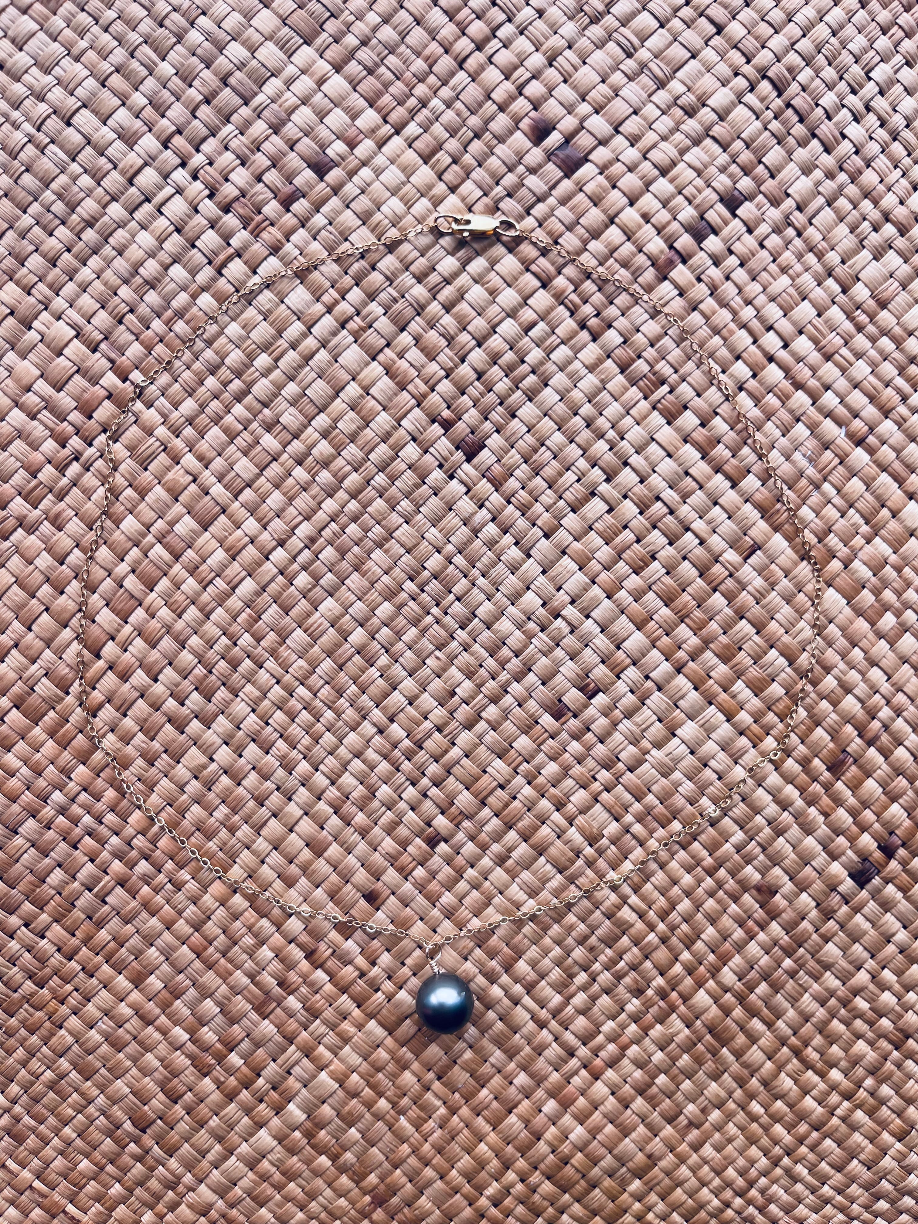 Single Tahitian Pearl Necklace