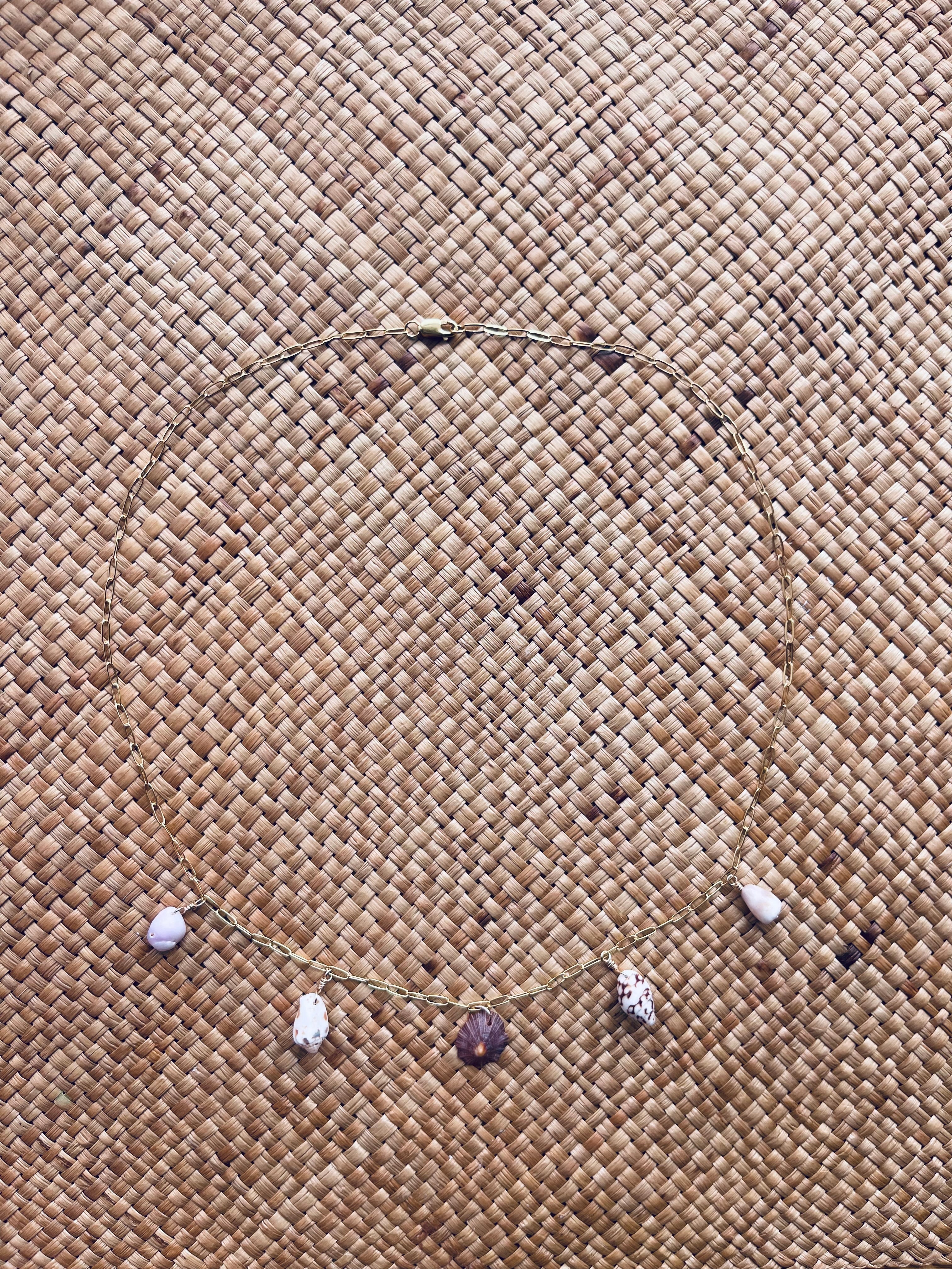 Pūpū Hunter Necklace